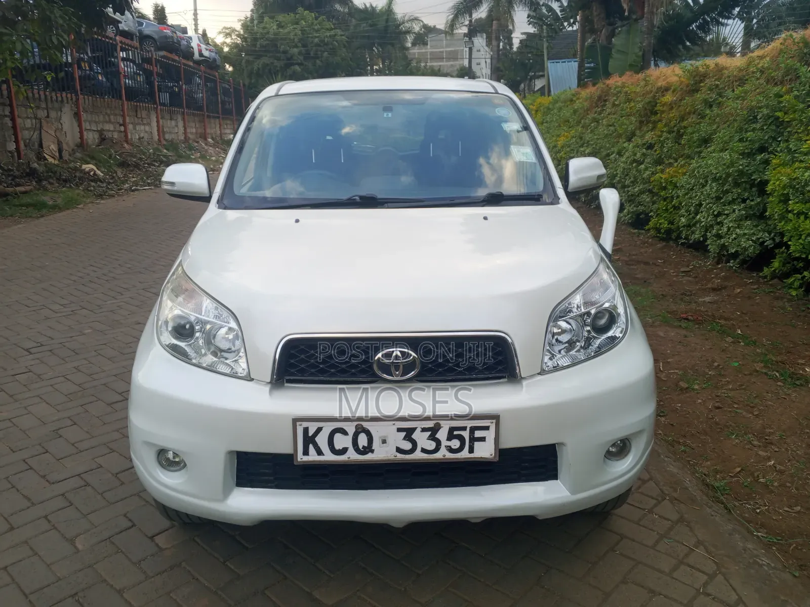 Toyota Rush 2012 White
