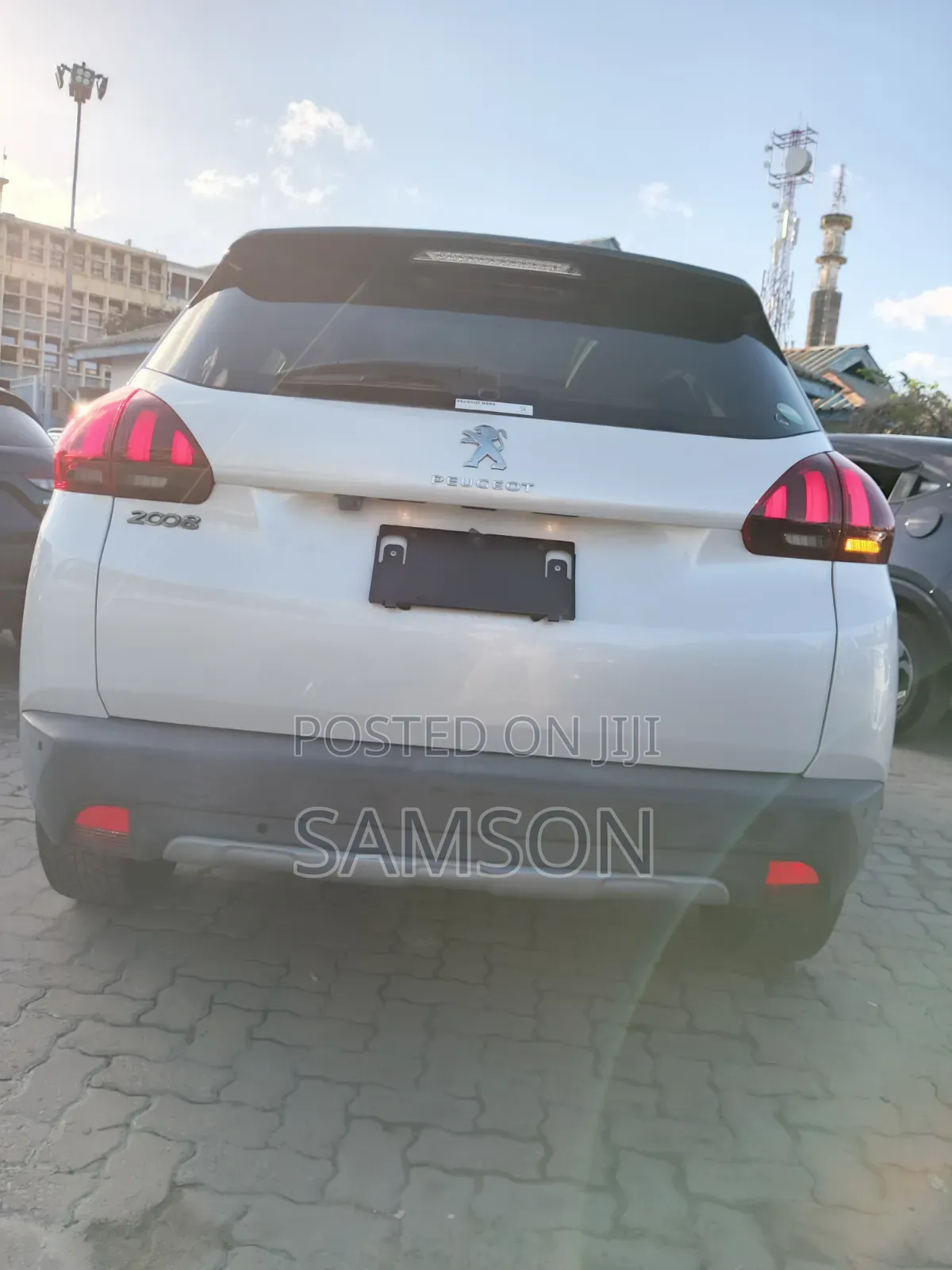 Peugeot 2008 2019 White