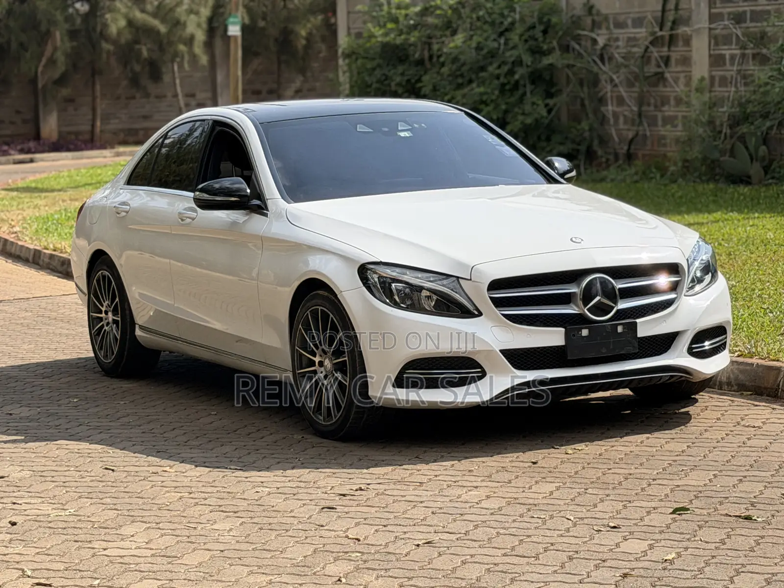 Mercedes-Benz C200 2014 White