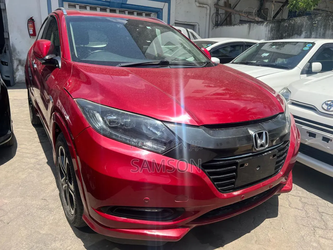 Honda Vezel 2019 Red