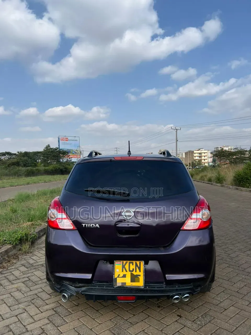 Nissan Tiida 2011 Purple