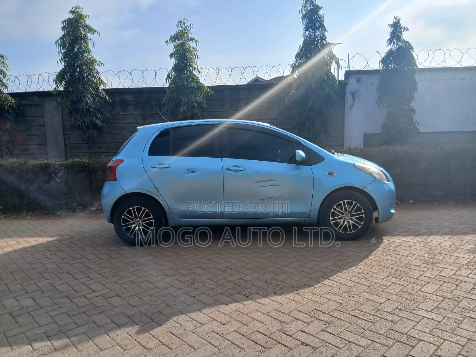 Toyota Vitz 2007 Blue