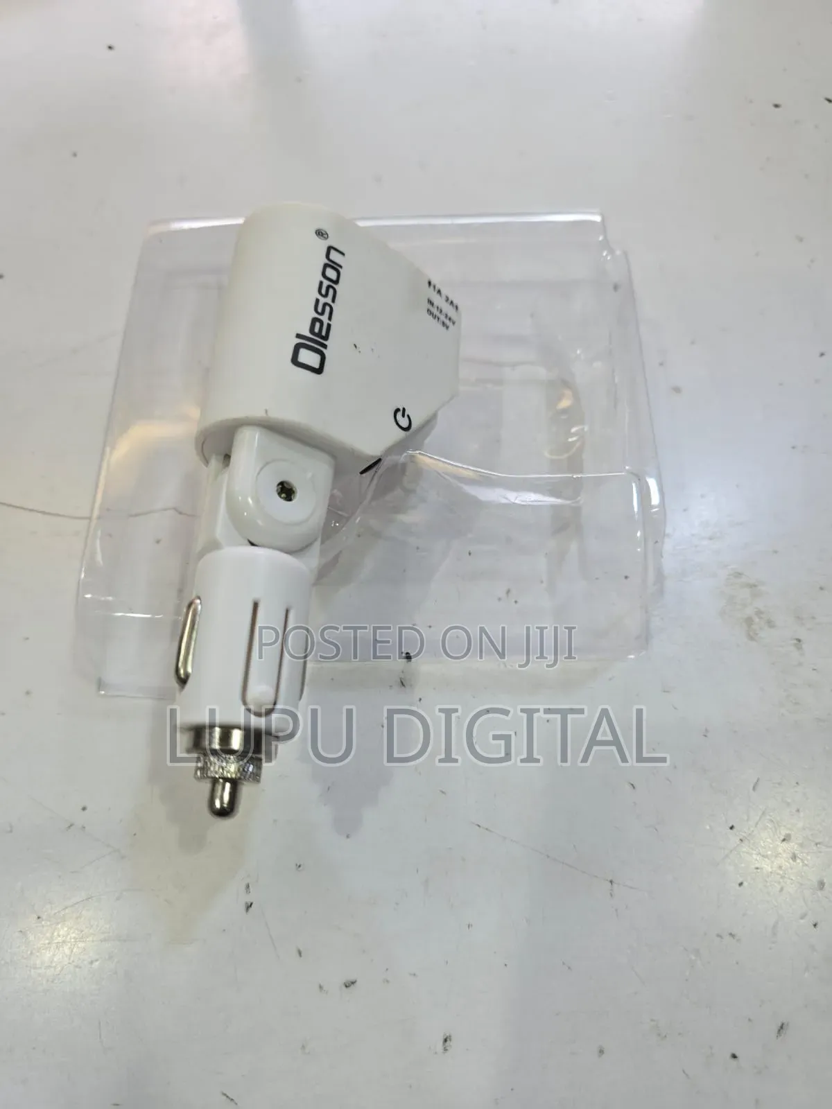 Olesson 1351 Phone Charger