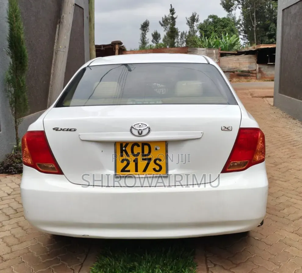 Toyota Axio 2008 Off white