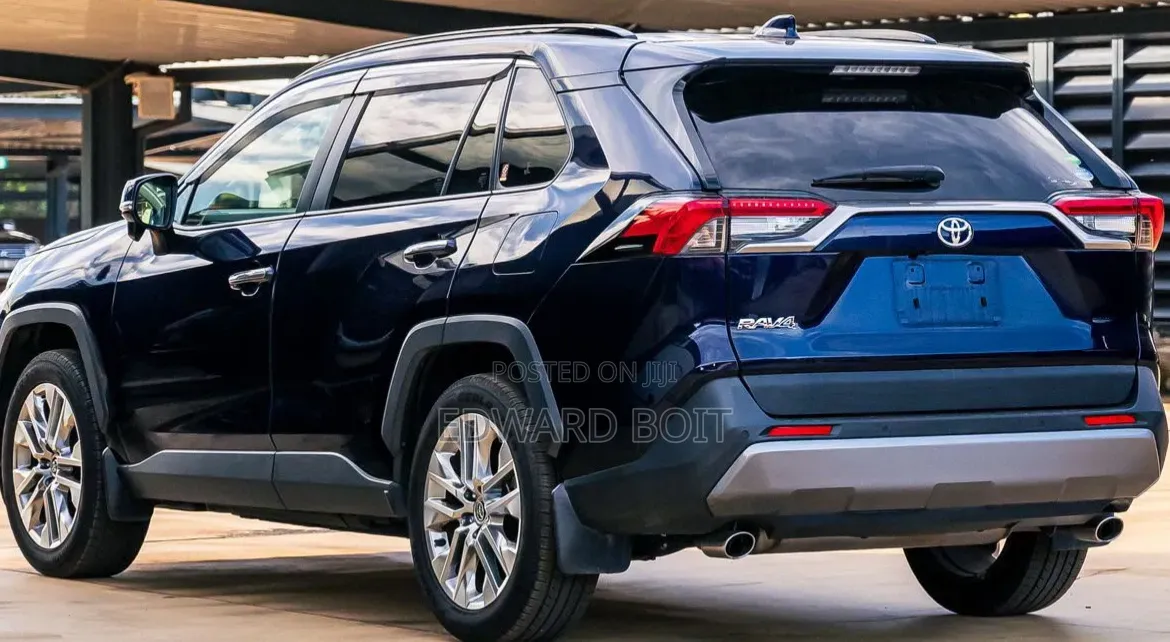 Toyota RAV4 2019 Blue