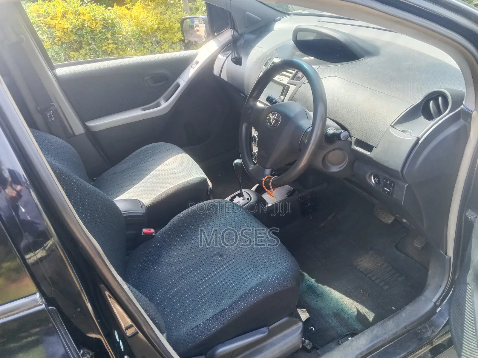 Toyota Vitz 2008 Black