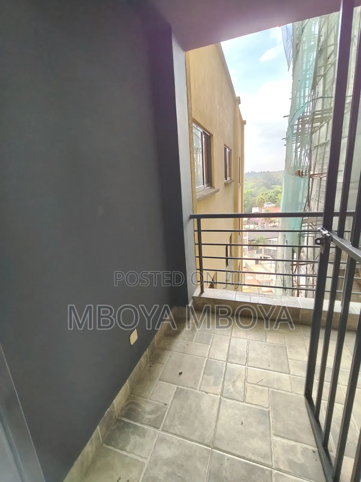 2bdrm Apartment in Parklands for sale