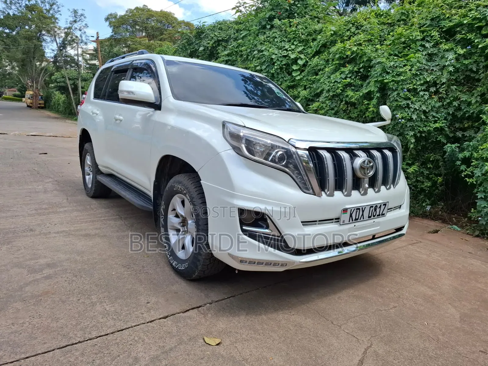 Toyota Land Cruiser Prado 2.7 i 2013 White