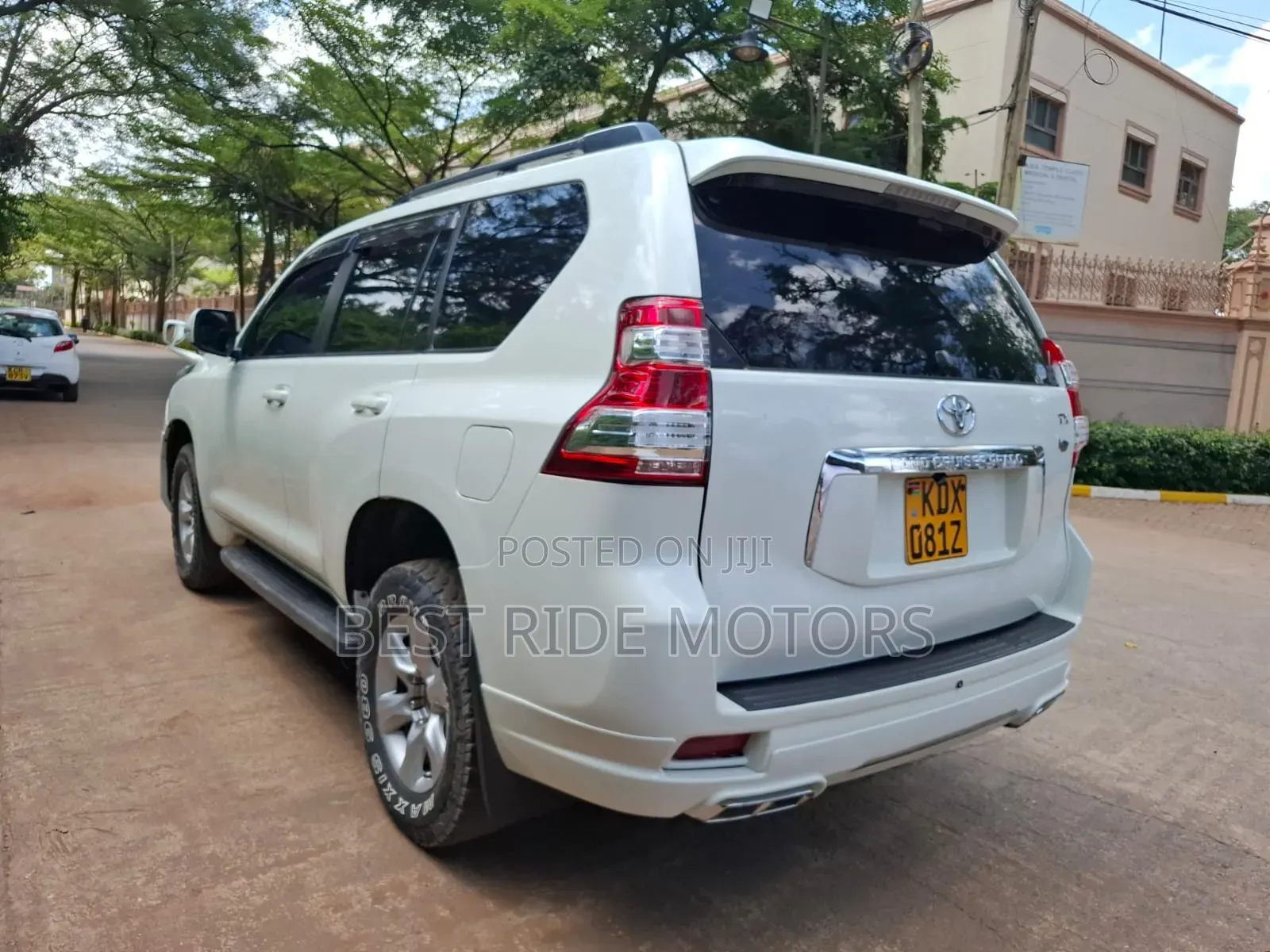 Toyota Land Cruiser Prado 2.7 i 2013 White