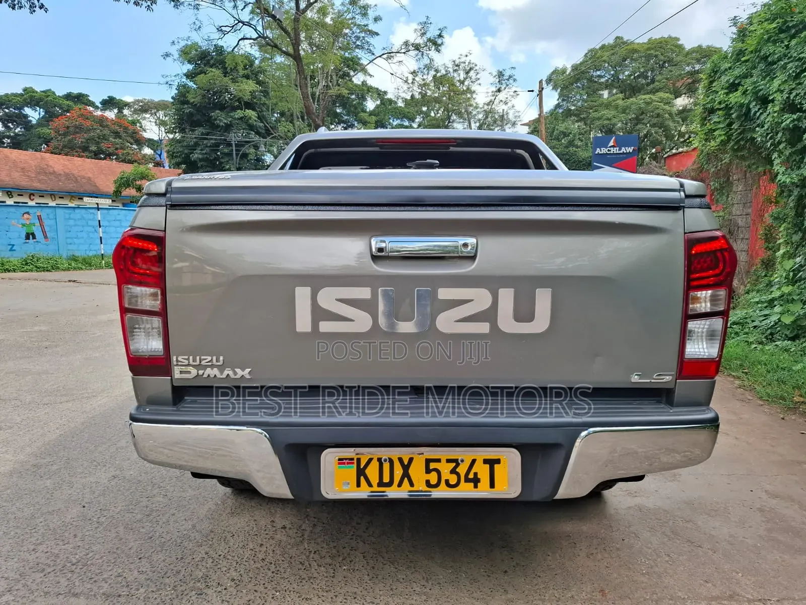 Isuzu D-MAX 2021 Silver