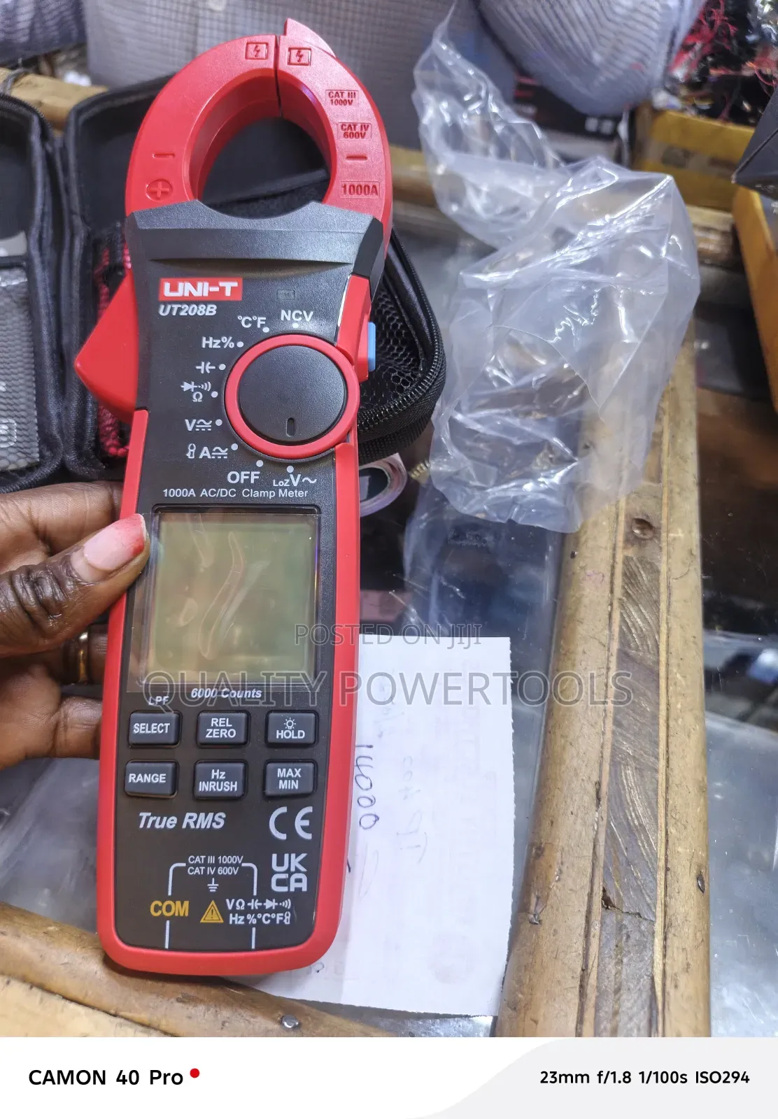 Uni-T Ut208B Clamp Meter