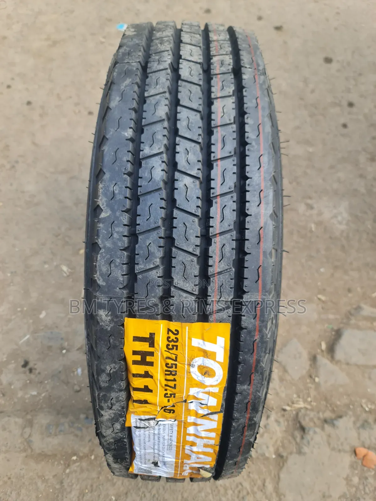 235 /75 R17. 5 Townhall Tires (Commercial)