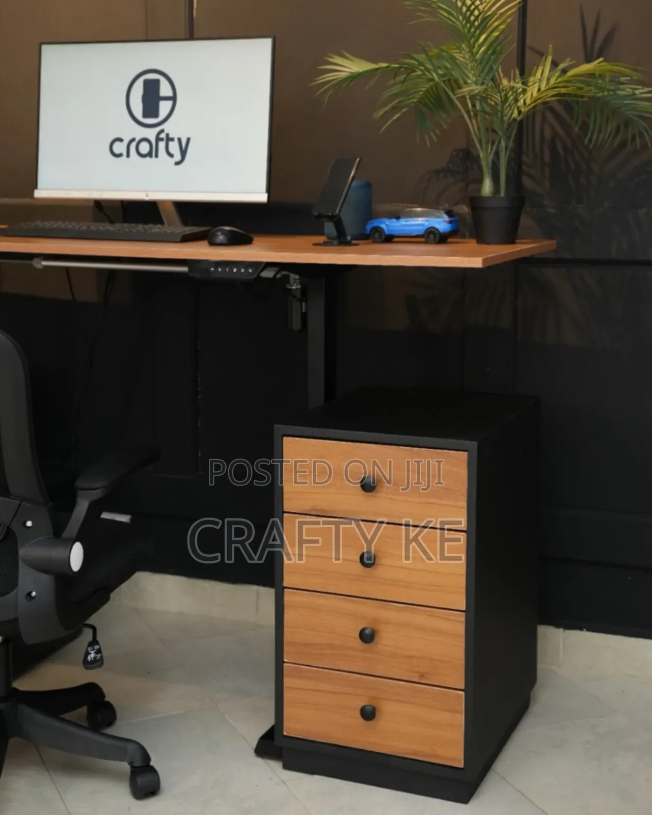 6ft Long Electric Adjustable Height Standing Desk