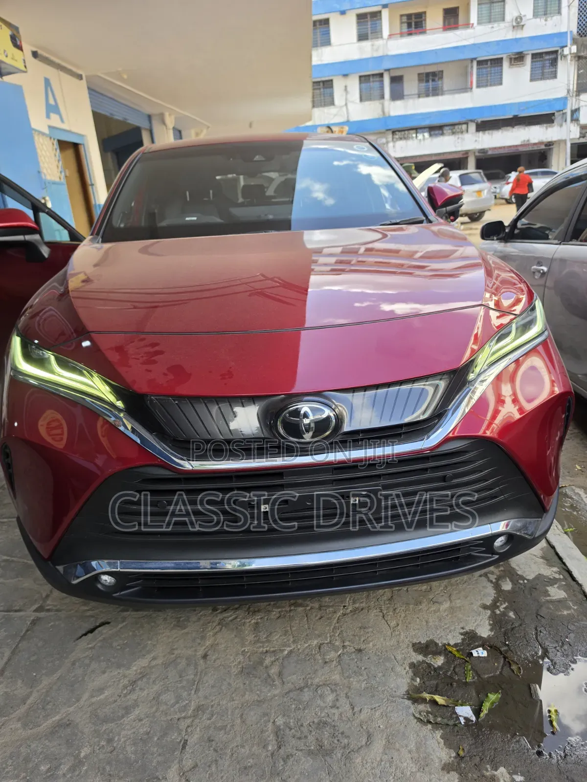 Toyota Harrier 2020