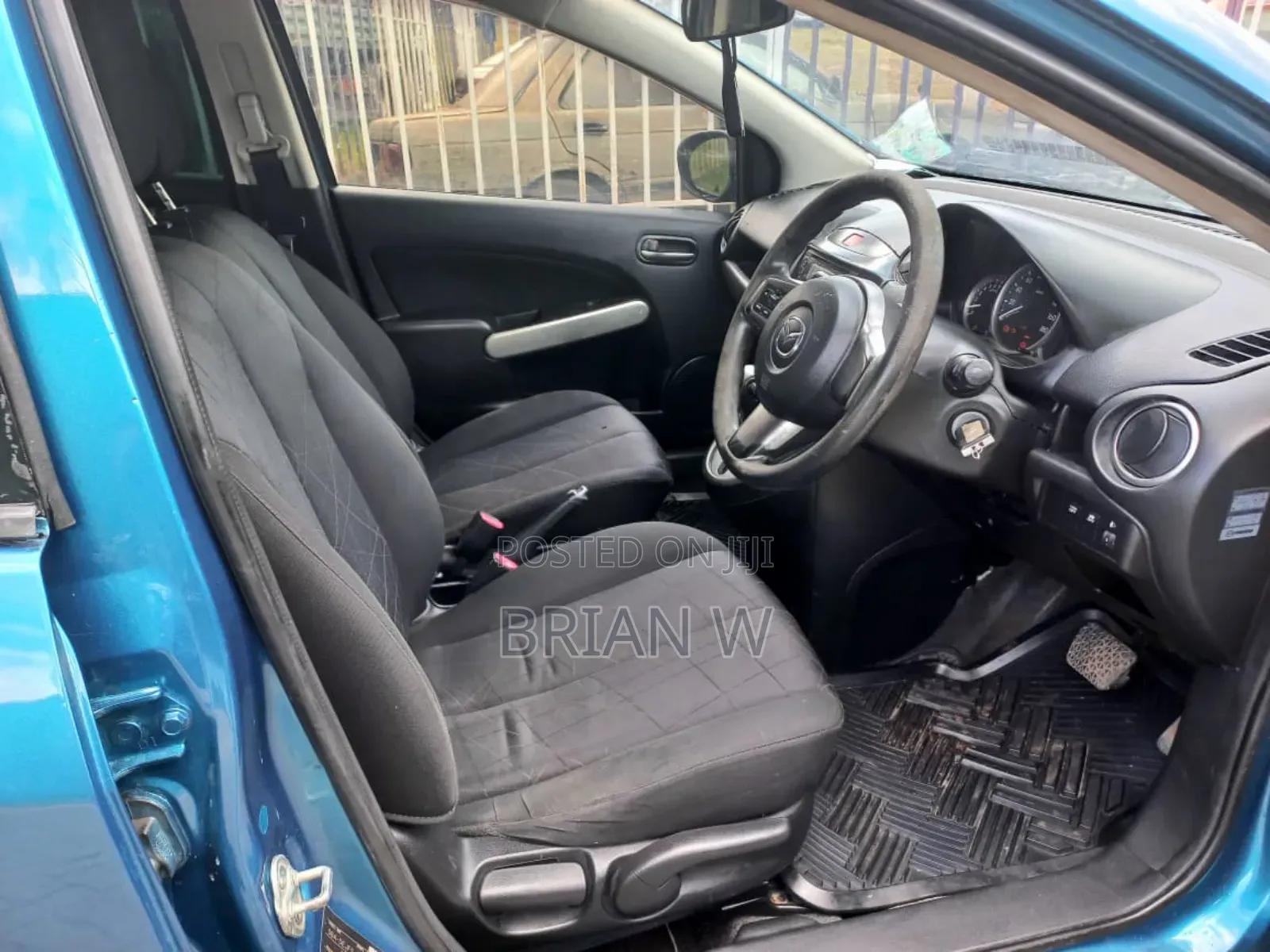 Mazda Demio 2011 Blue