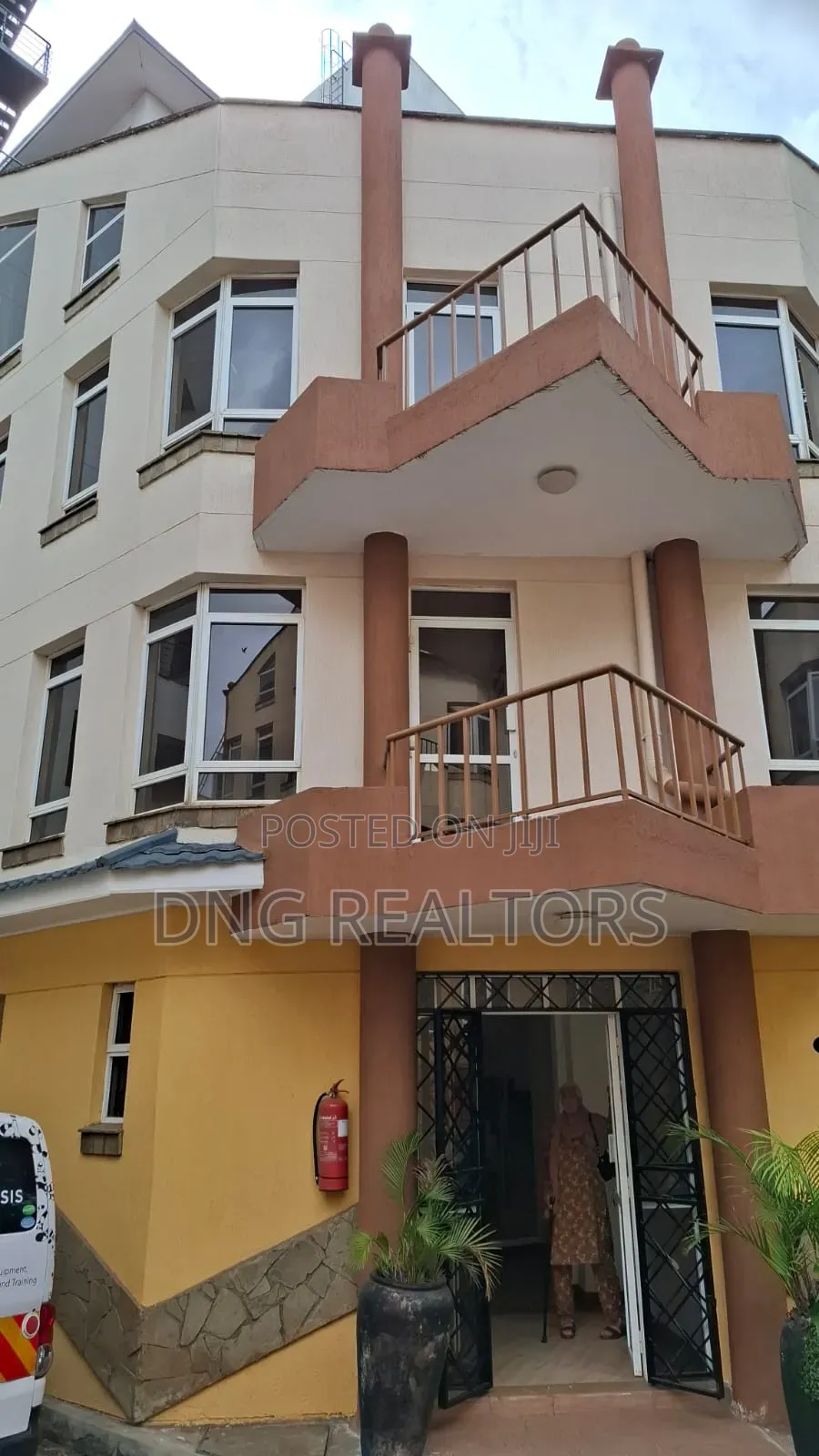 3000 SQFT Fully Fitted Office to Let – Riverside Drive | Kes 