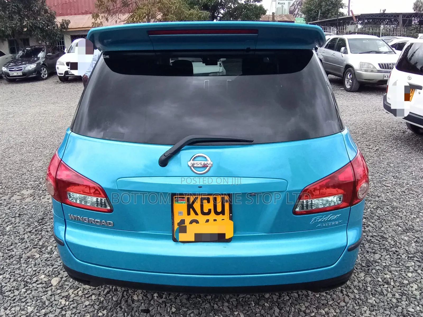 Nissan Wingroad 2012 Blue