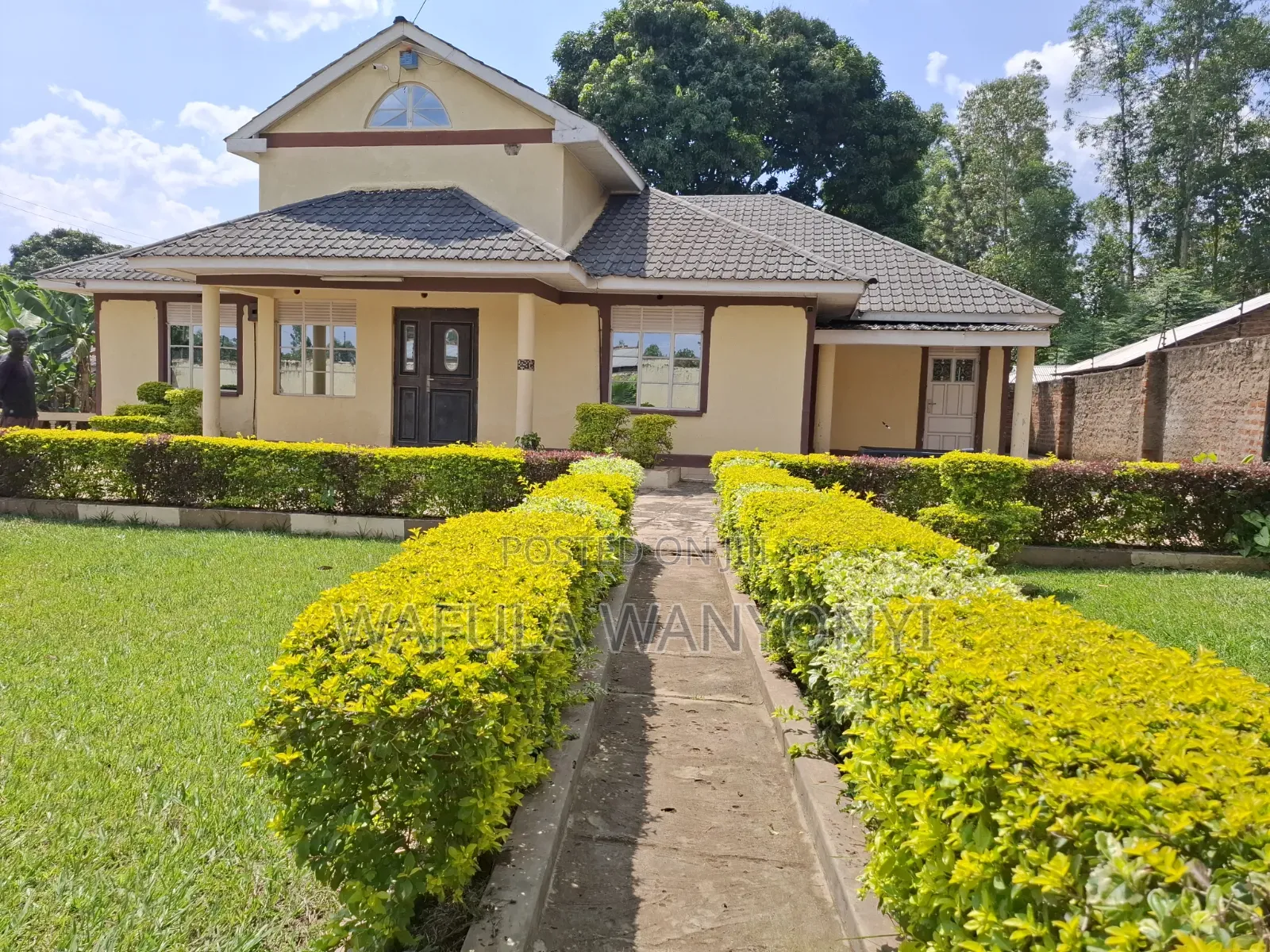Furnished 4bdrm Bungalow in Kisoko, Bukhayo Central for sale