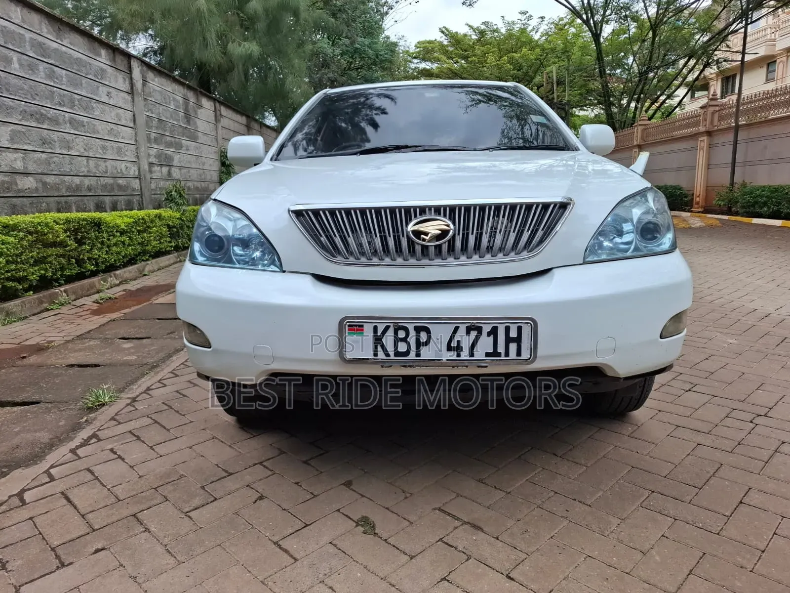 Toyota Harrier 2006 White