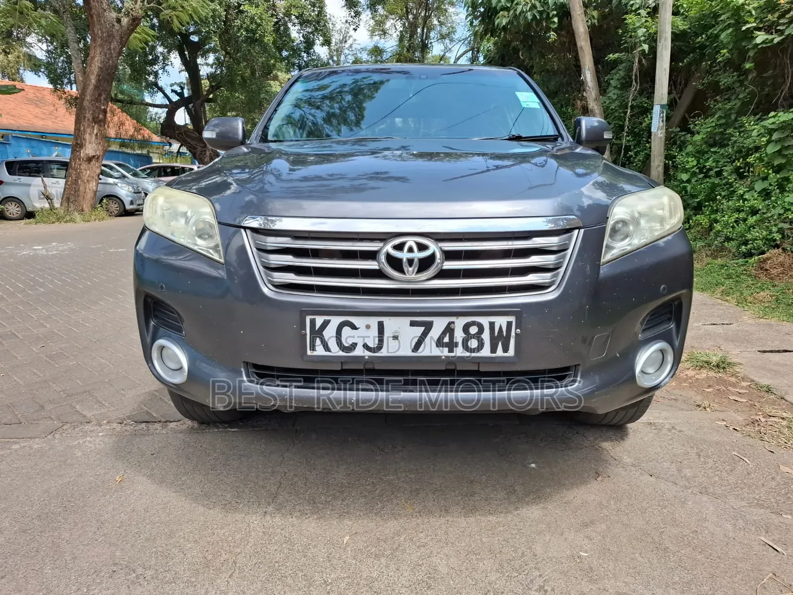 Toyota Vanguard 2010 Gray