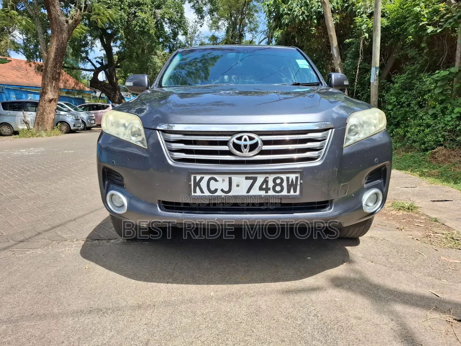 Toyota Vanguard 2010 Gray