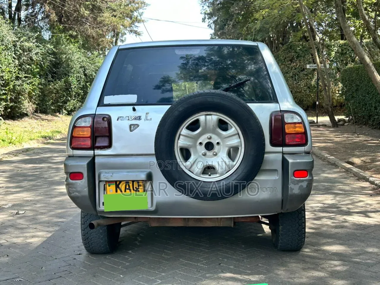 Toyota RAV4 Automatic 2000 Silver