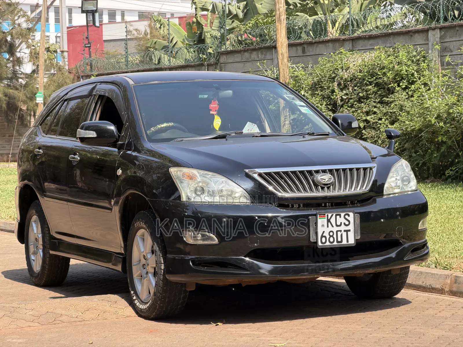 Toyota Harrier 2.4 2011 Black