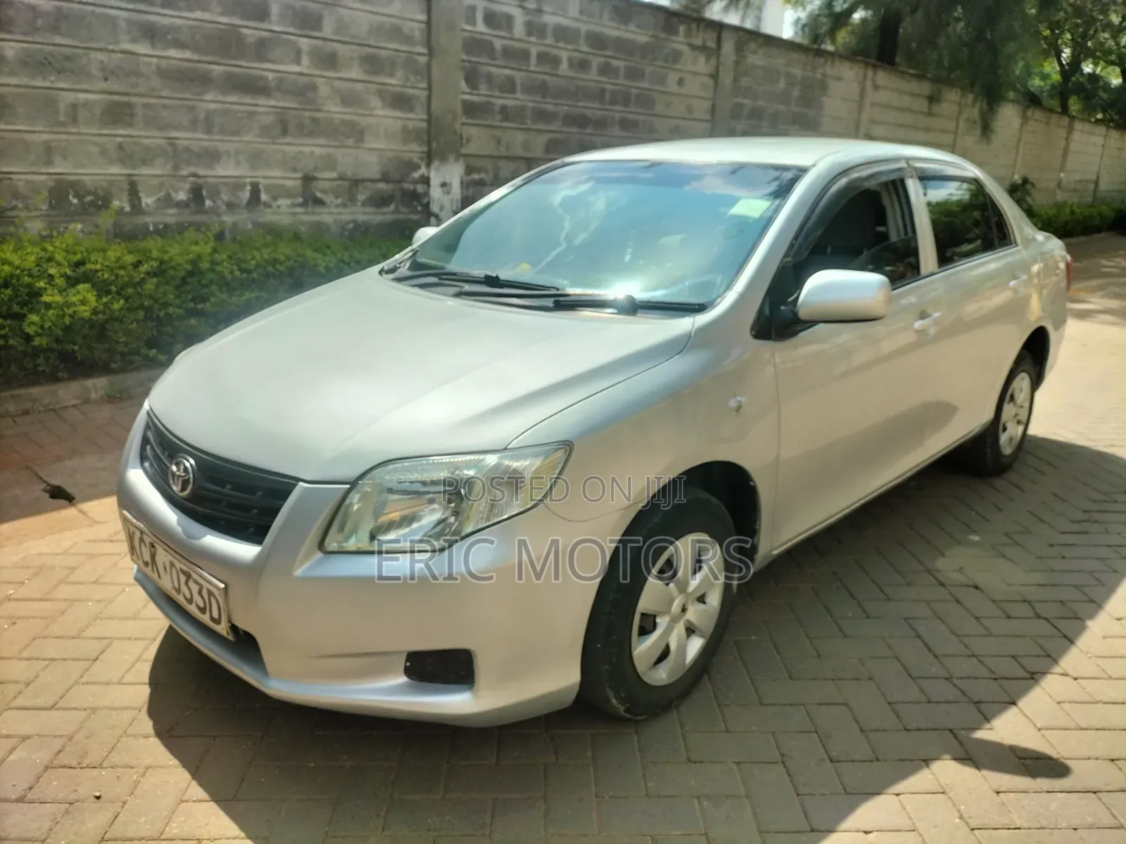 Toyota Axio 2010 Silver