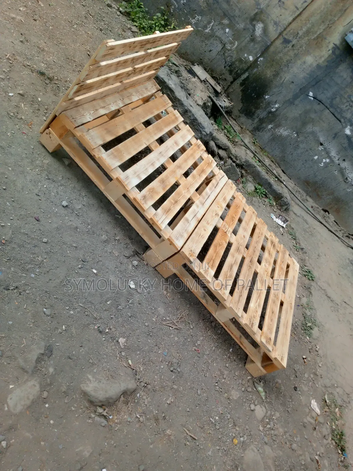 Comrades 4*6 Pallet Bed- 4*6 Raised Blazed Bed