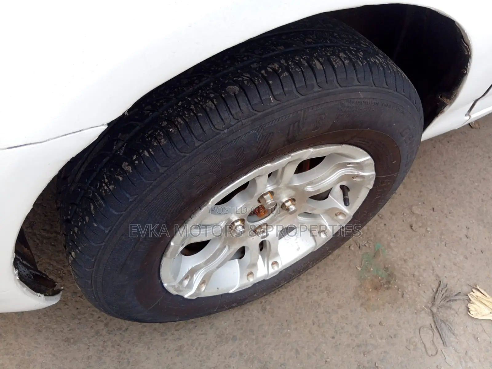 Toyota Corolla 2005 White