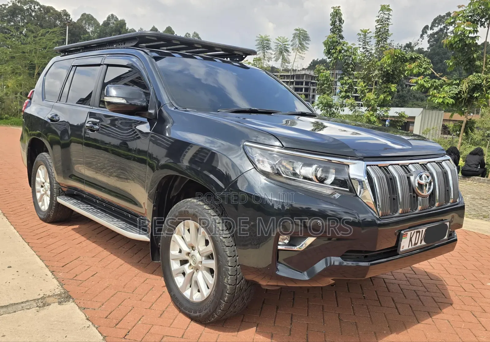 Toyota Land Cruiser Prado 2010 Black