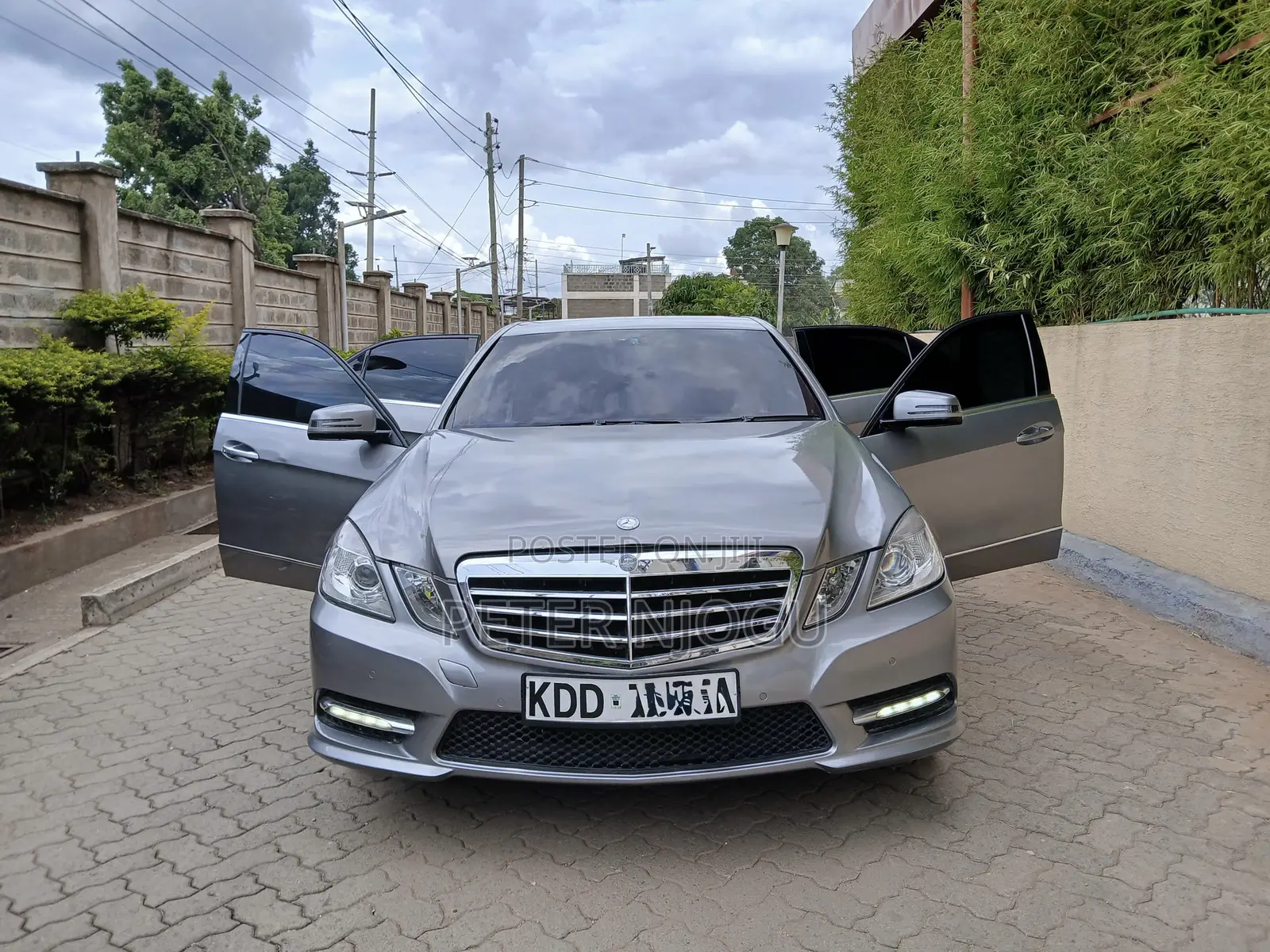 Mercedes-Benz E250 2013 Gray