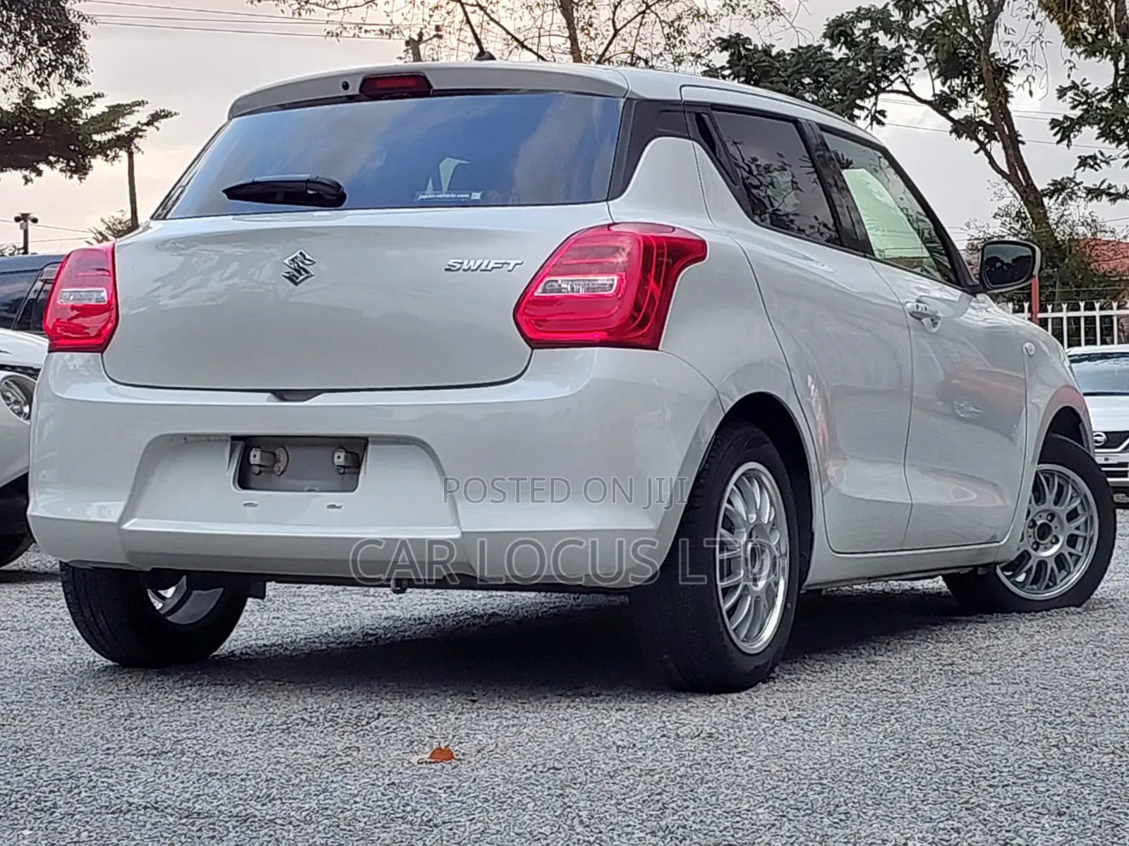 Suzuki Swift 2019  White 