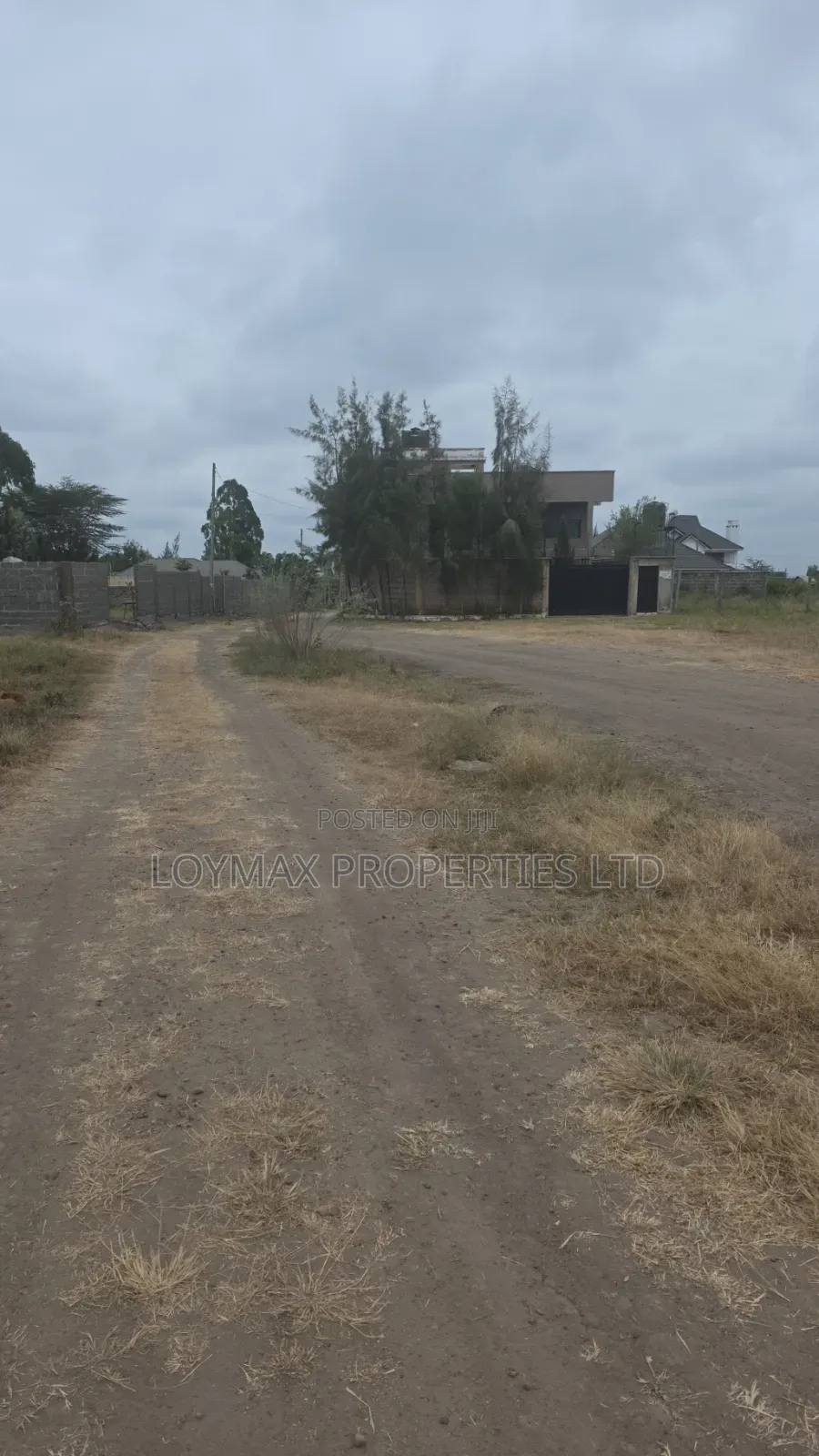 11 Plots of 50/100 on Sale in Kitengela Acacia.