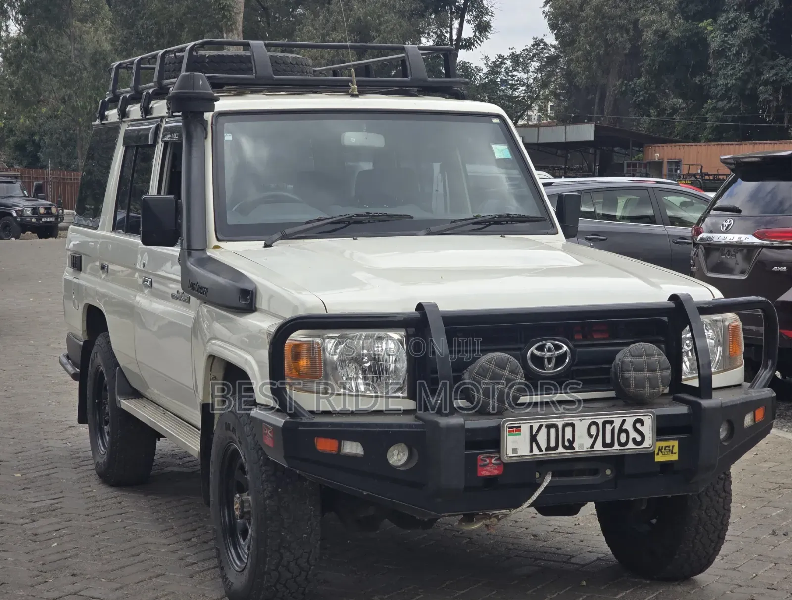 Toyota Land Cruiser 76 Series 2016 White