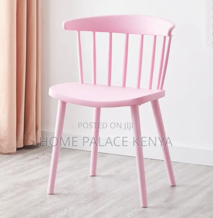 Dining Chair: Vertical Back Molded Summer Chairs