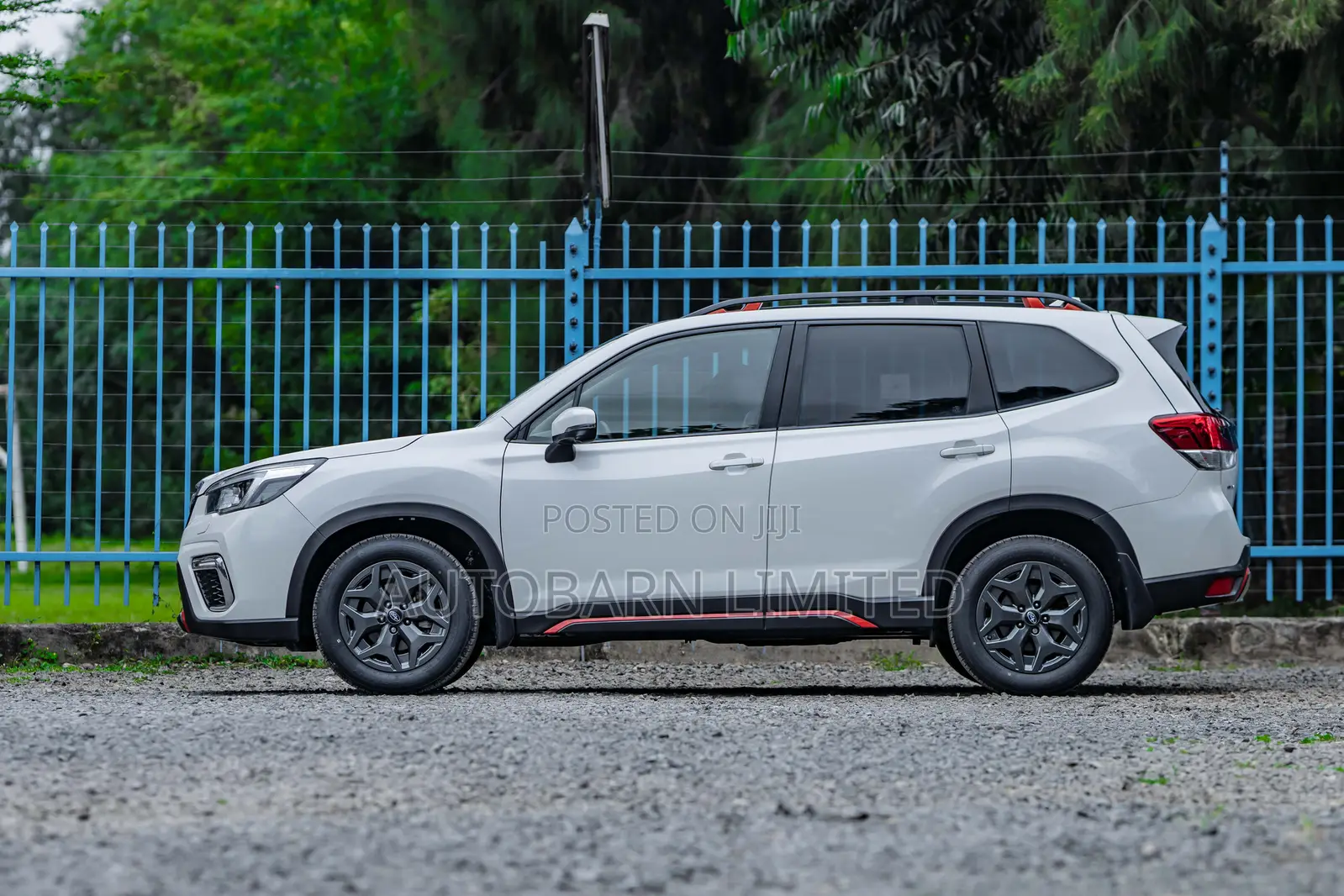 Subaru Forester Premium AWD 2019 White
