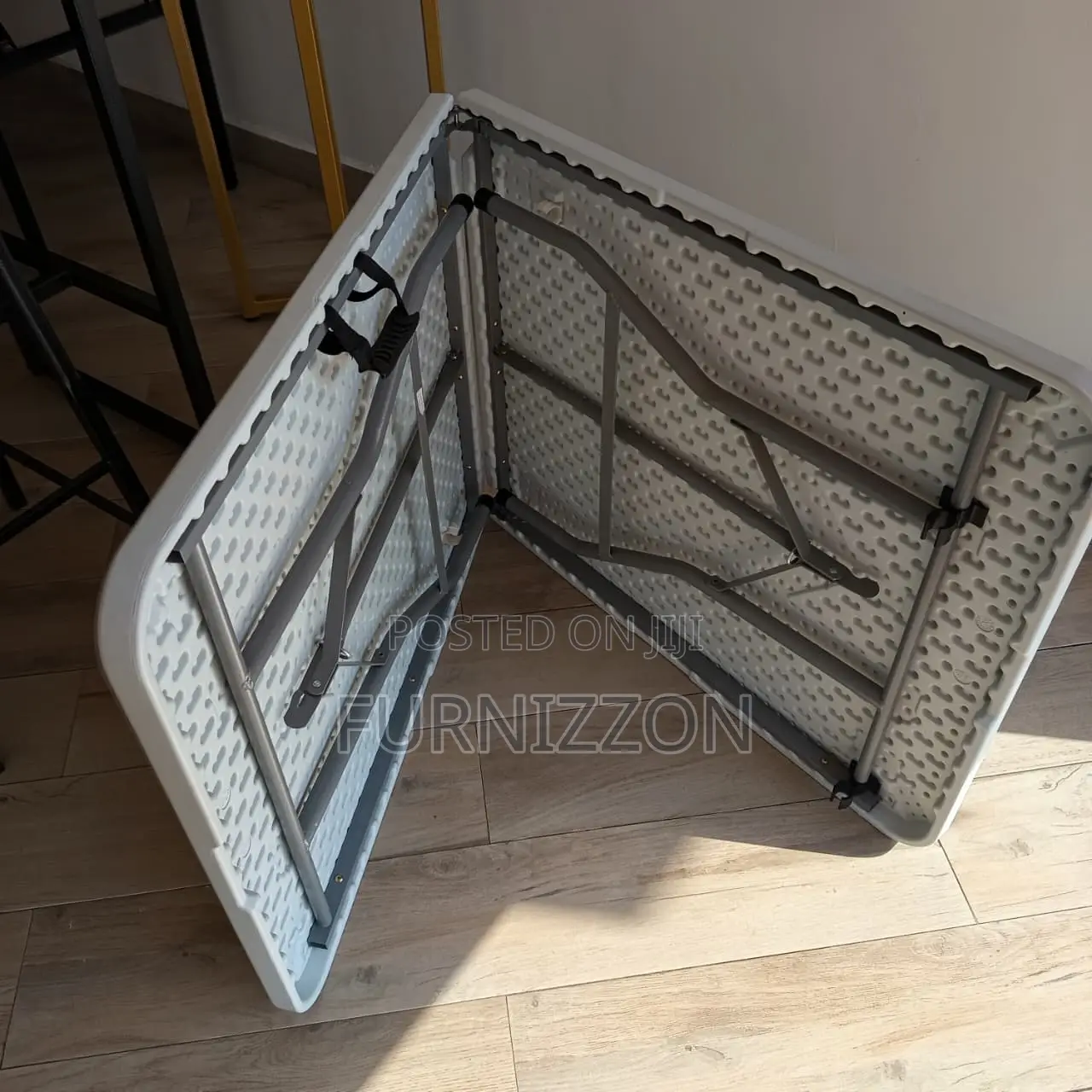 Premium Heavy Duty 1.5m Foldable Rectangular Plastic Table