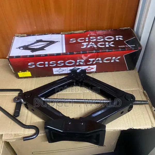Universal 2t Car Scissor Jack – Durable Manual Jack for Tire Replaceme
