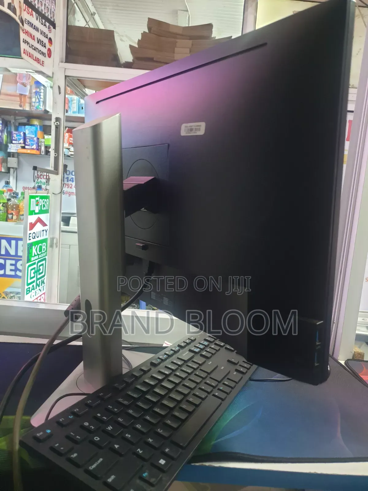 22"Monitor