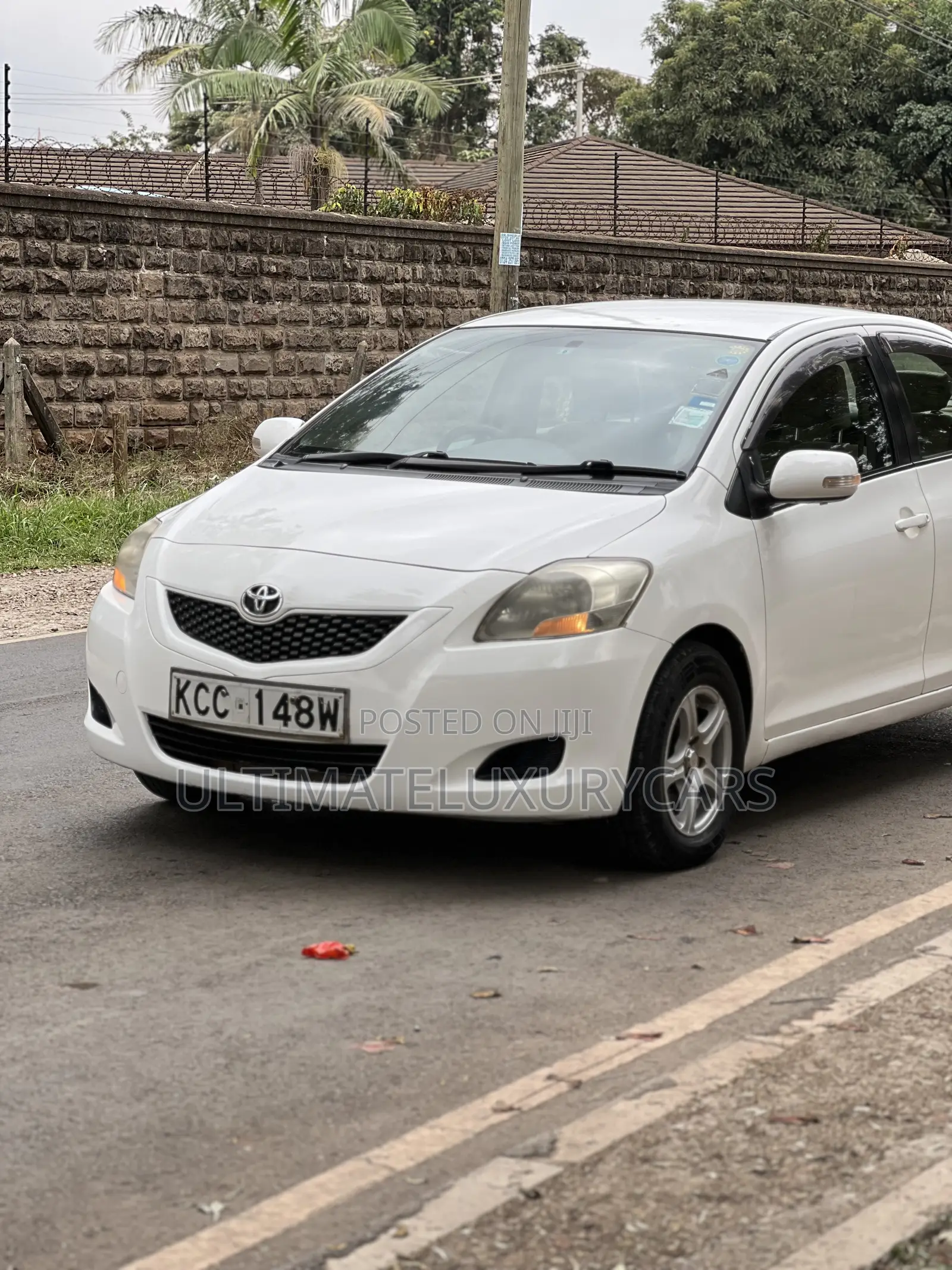 Toyota Belta 2009 White