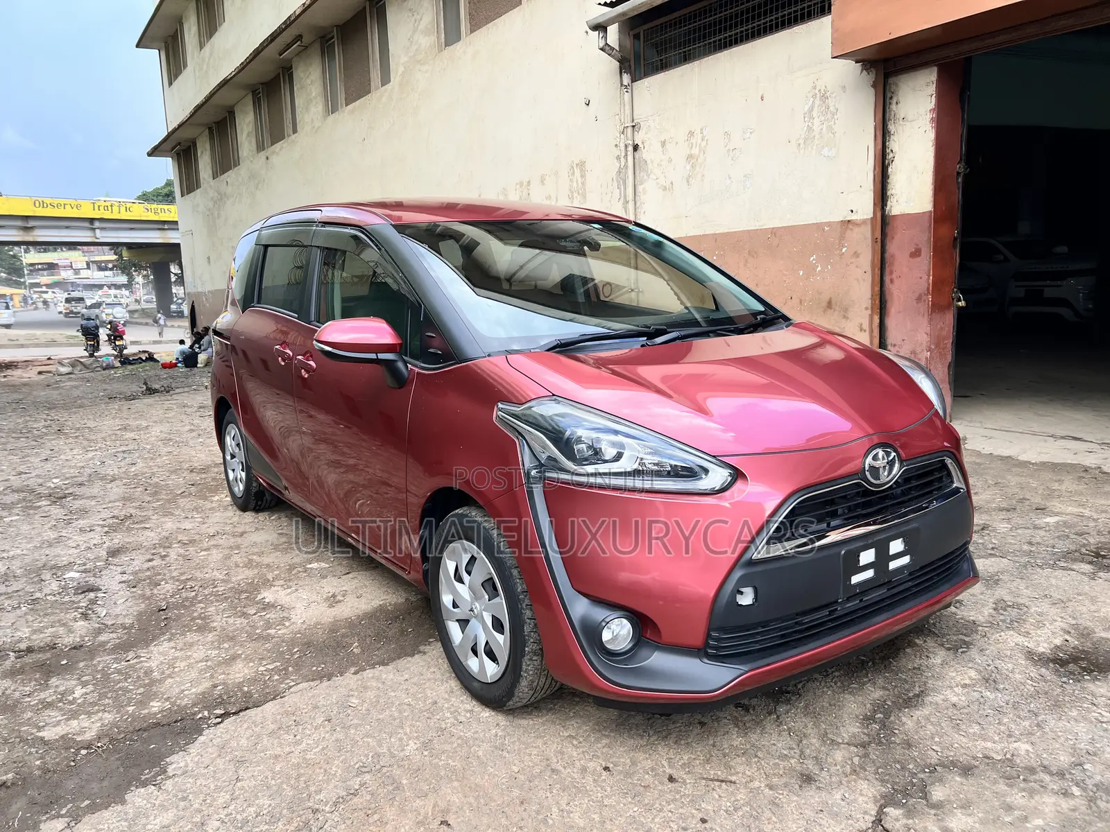 Toyota Sienta 1.5 FWD (6-seater) 2018 Maroon