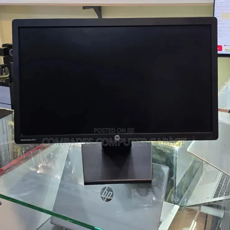 Hp Monitor 22 Inches Display Port Vga and Dvi