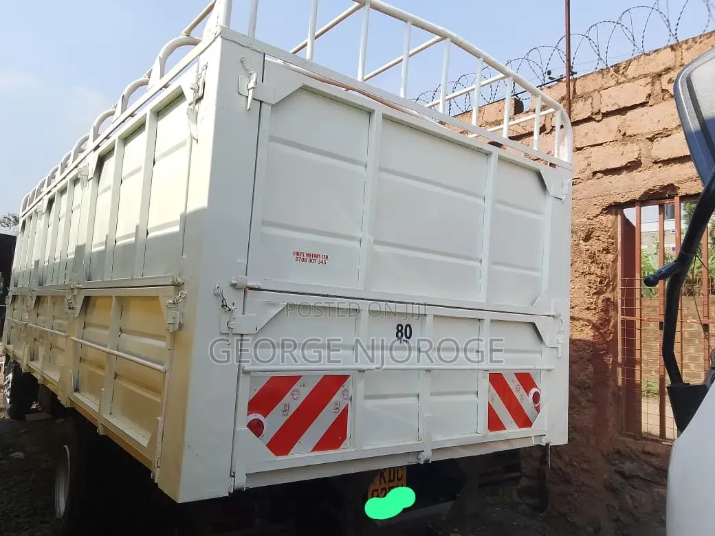 Isuzu Nqr Truck