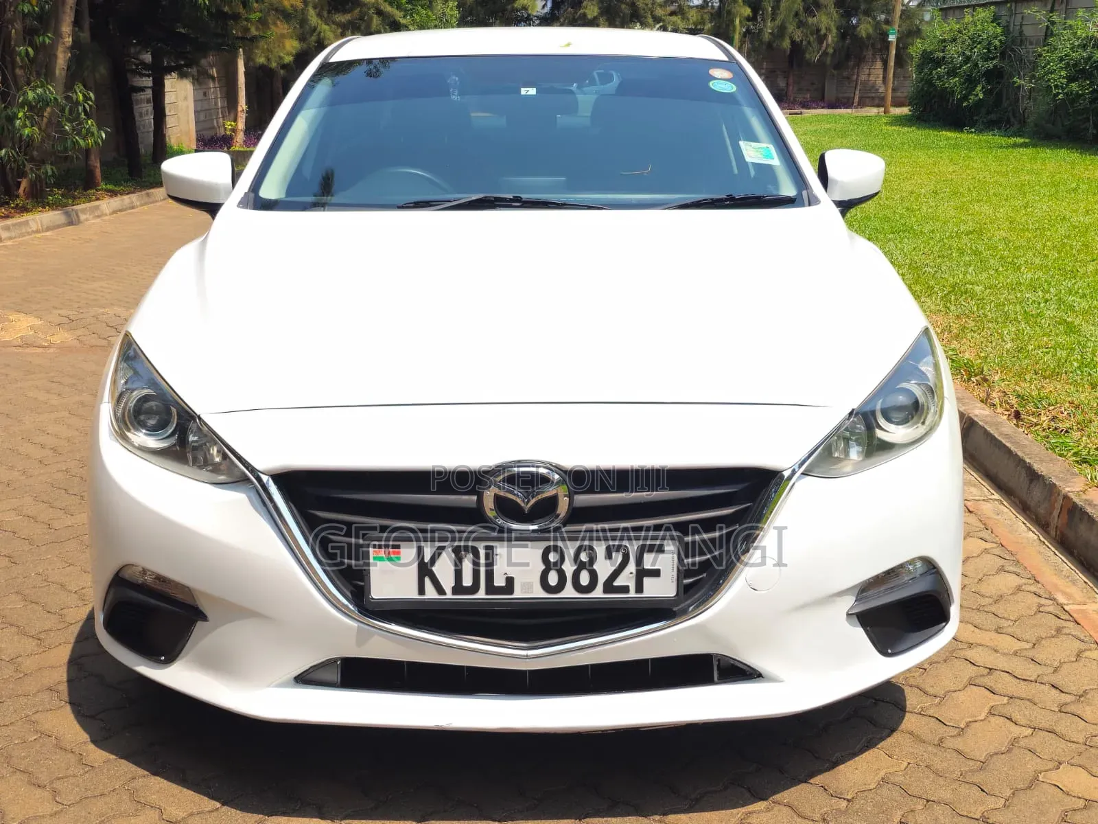 Mazda Axela 2015 White