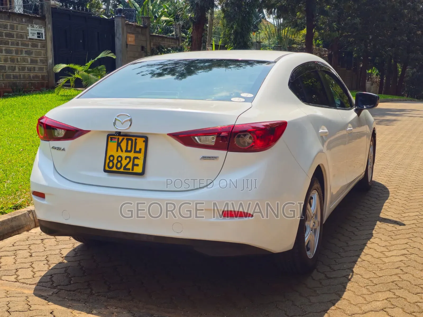Mazda Axela 2015 White