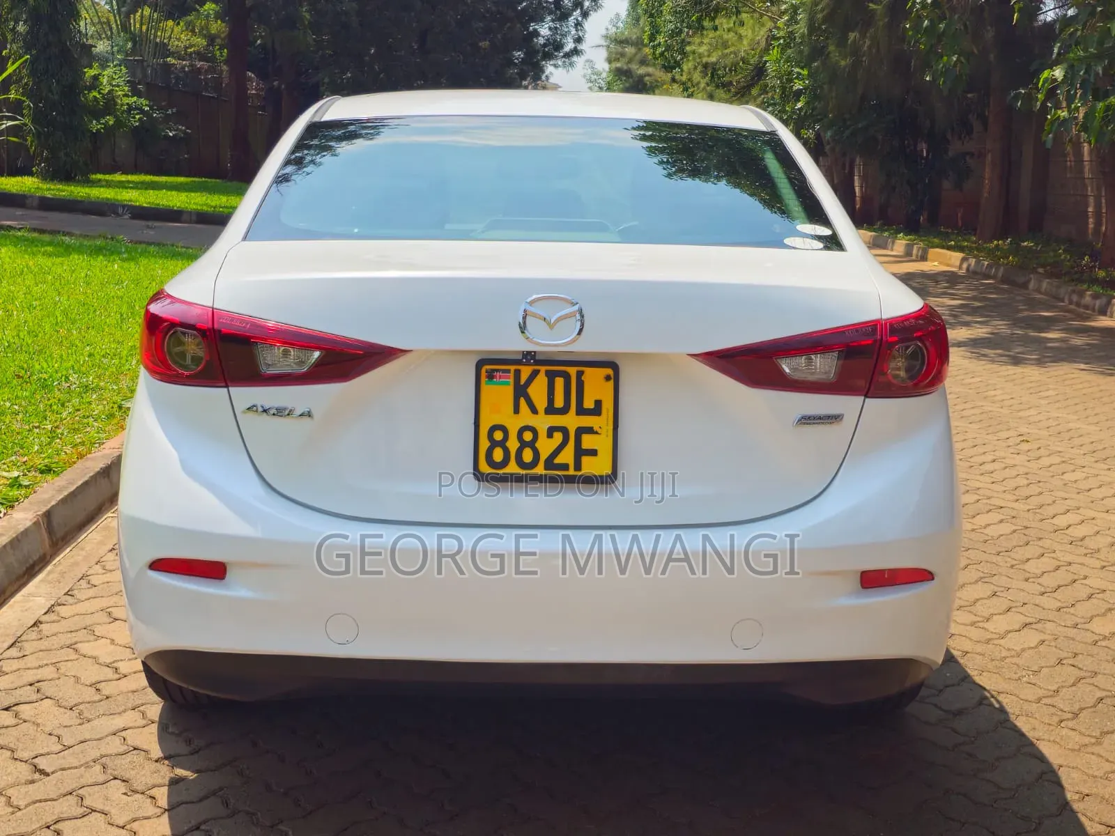 Mazda Axela 2015 White