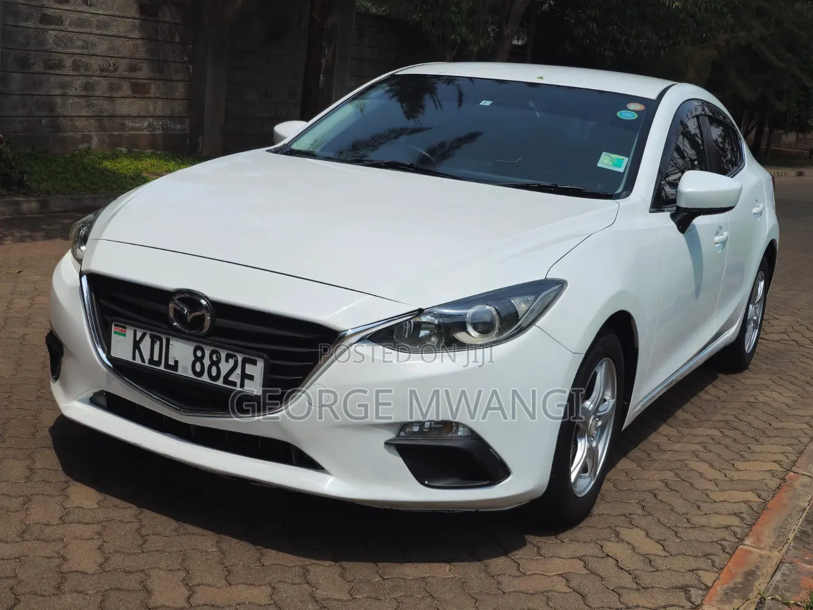 Mazda Axela 2015 White