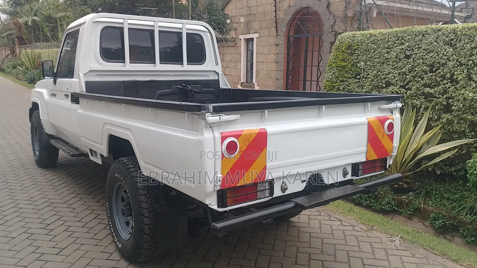 Toyota Land Cruiser 2021 White