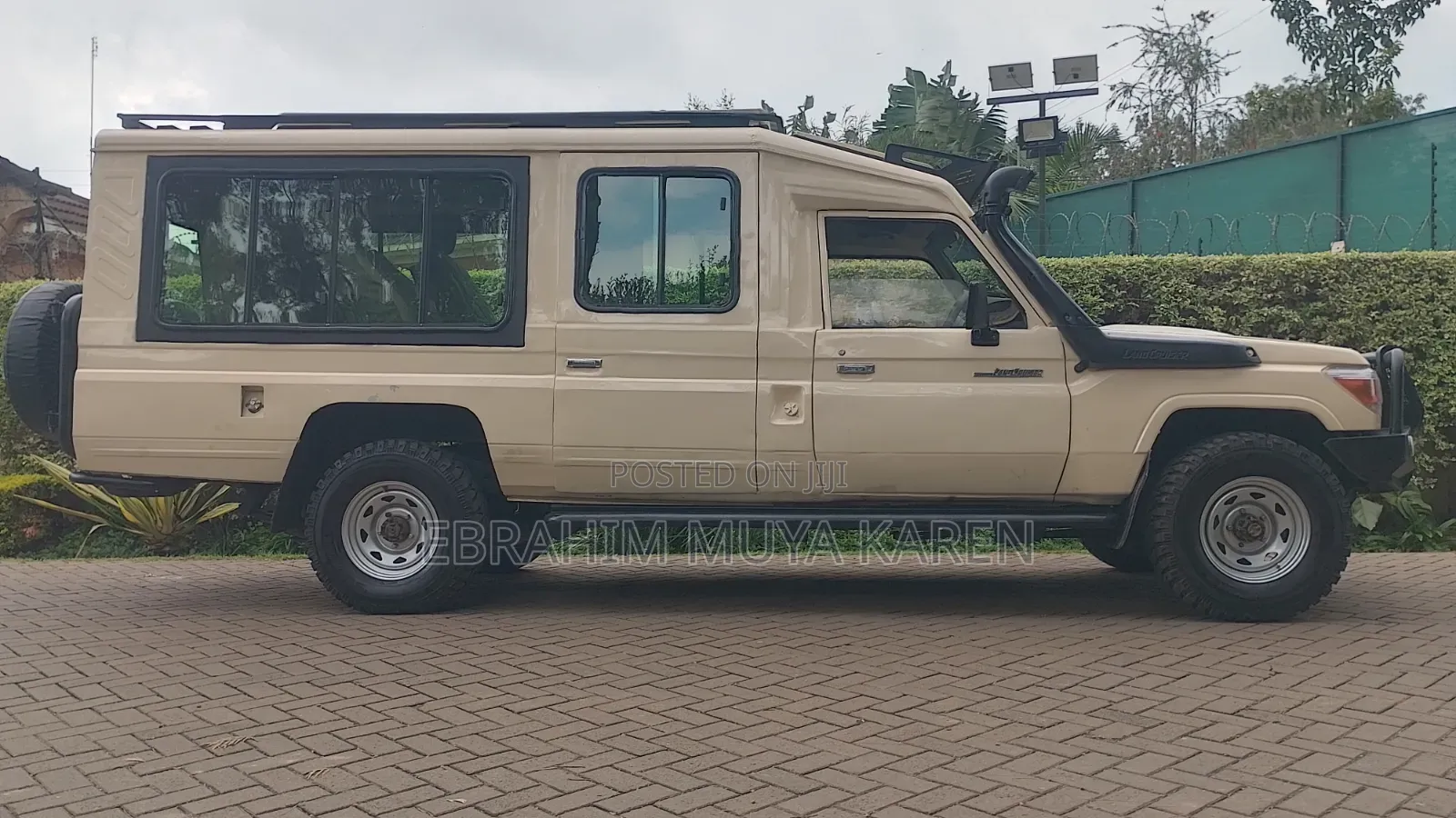 Toyota Land Cruiser 2013 Ivory